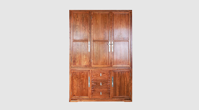 珠海中式实木三门衣柜家具效果图